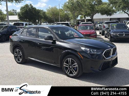 Black Sapphire Metallic 2025 BMW X2 xDrive28i