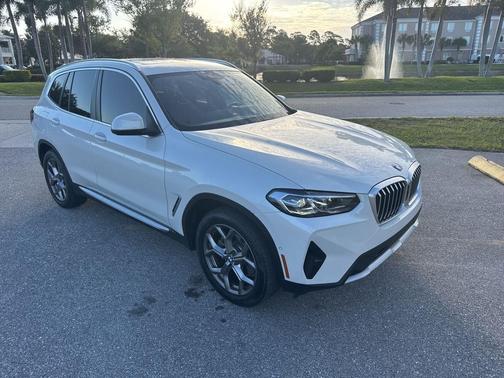 Mineral White Metallic 2024 BMW X3 xDrive30i