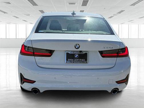 2022 BMW 330 330i