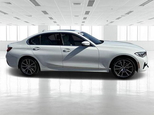 2022 BMW 330 330i
