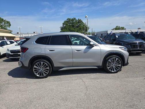 2025 BMW X1 xDrive28i