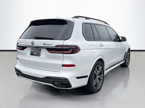 2026 BMW X7 M60i
