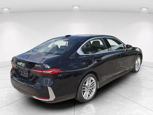 Black Sapphire Metallic 2024 BMW 540 xDrive