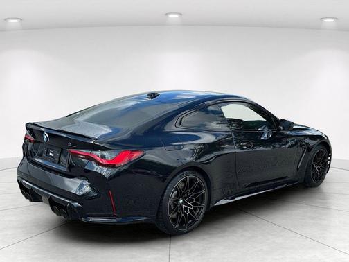 Black Sapphire Metallic 2024 BMW M4 Competition xDrive