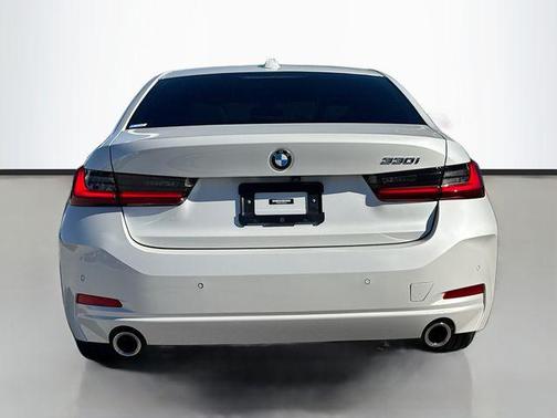 2023 BMW 330 330i