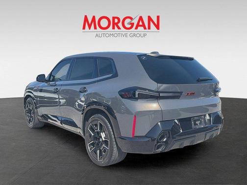 Dravit Grey Metallic 2025 BMW XM Label Red