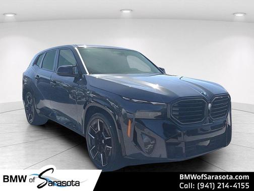 Dravit Grey Metallic 2025 BMW XM Label Red