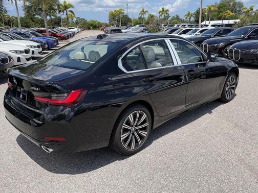 Jet Black 2026 BMW 330 330i