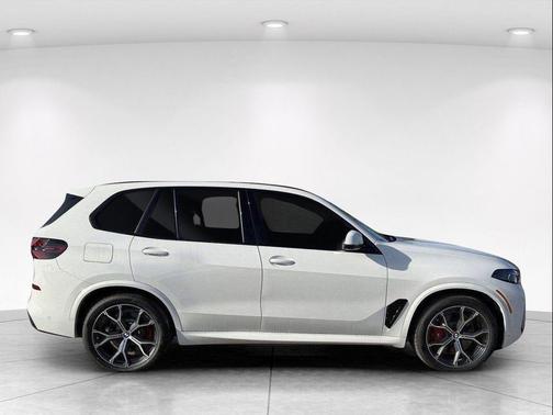 Alpine White 2026 BMW X5 PHEV xDrive50e