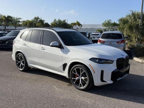 Alpine White 2026 BMW X5 PHEV xDrive50e