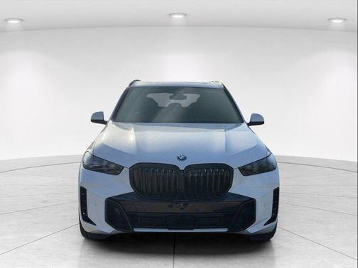 Alpine White 2026 BMW X5 PHEV xDrive50e