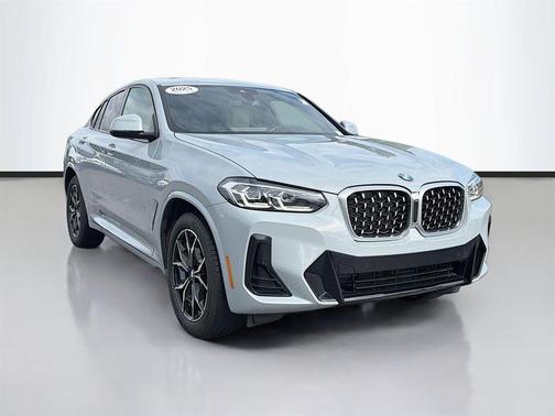 2025 BMW X4 xDrive30i