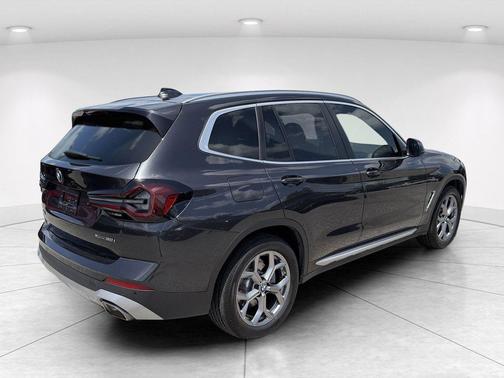 Dark Graphite Metallic 2024 BMW X3 xDrive30i