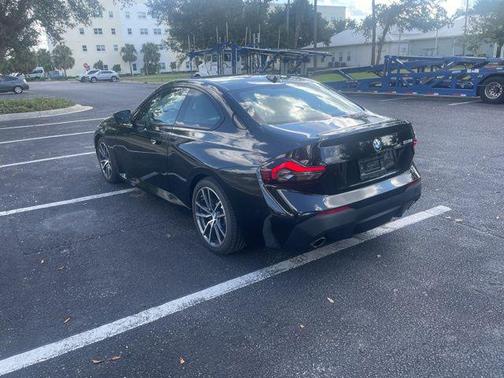 2024 BMW 230 230i