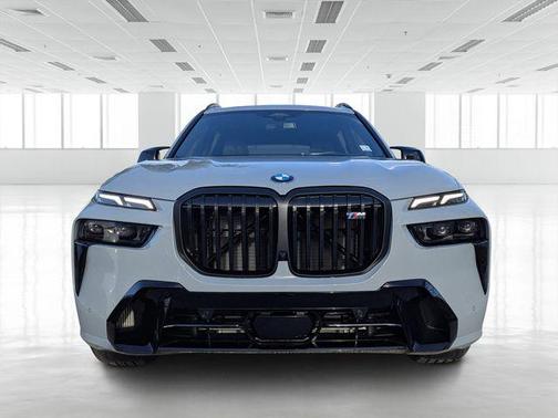2026 BMW X7 M60i