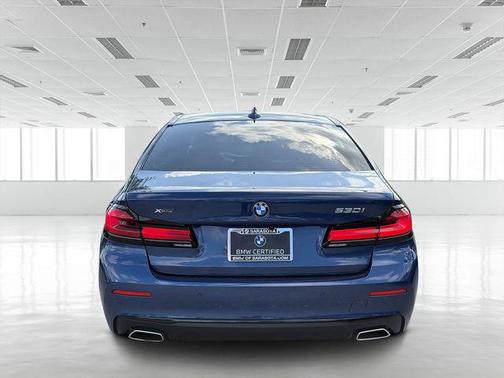 2022 BMW 530 i xDrive