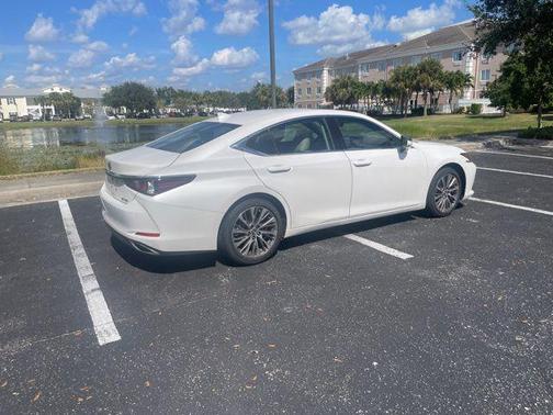 2020 Lexus ES 350 Base