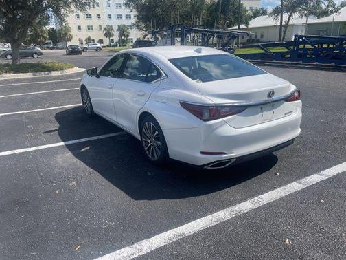 2020 Lexus ES 350 Base