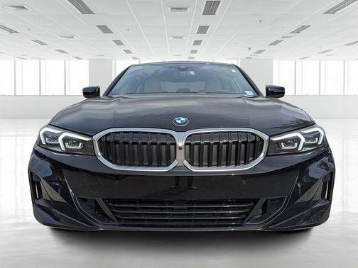 2025 BMW 330 i