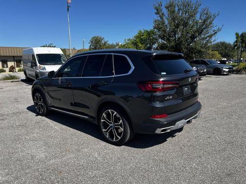 2023 BMW X5 PHEV xDrive45e