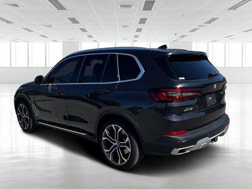 2023 BMW X5 PHEV xDrive45e