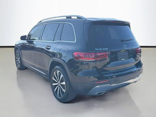 2022 Mercedes-Benz GLB 250 Base