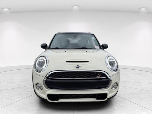 Pepper White 2017 MINI Hardtop Cooper S