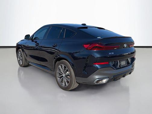 2026 BMW X6 xDrive40i