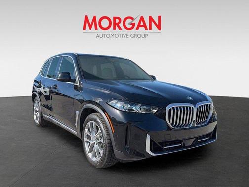 Black Sapphire Metallic 2026 BMW X5 PHEV xDrive50e
