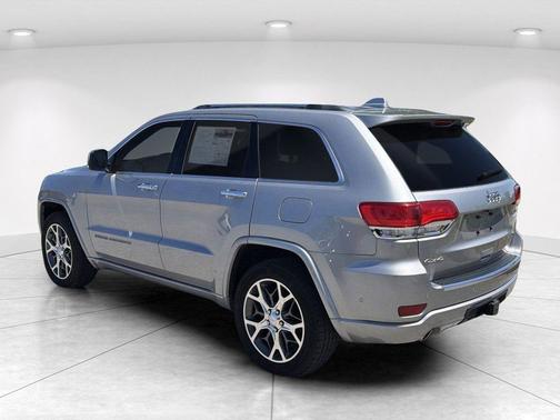 Billet Silver Metallic Clearcoat 2019 Jeep Grand Cherokee Overland