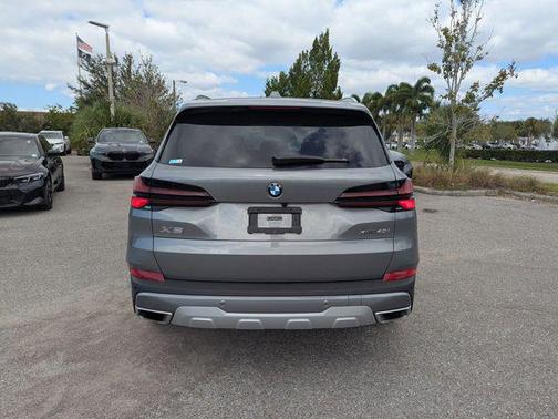 2025 BMW X5 xDrive40i