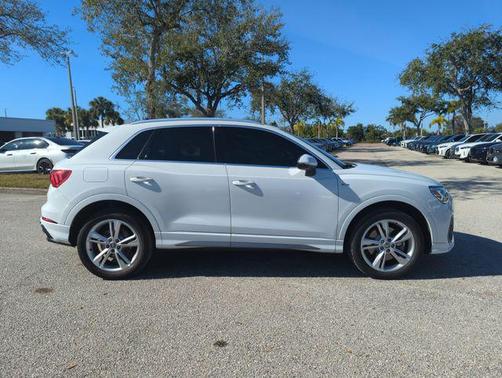 2020 Audi Q3 45 S line Premium Plus