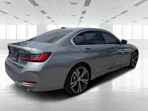2024 BMW 330 i