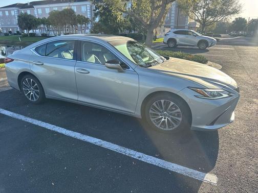 2019 Lexus ES 350 Base