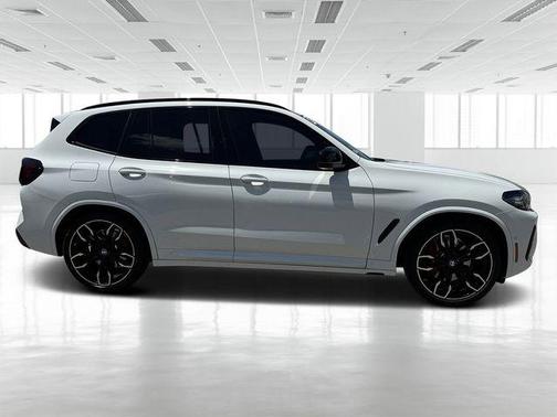2024 BMW X3 M40i