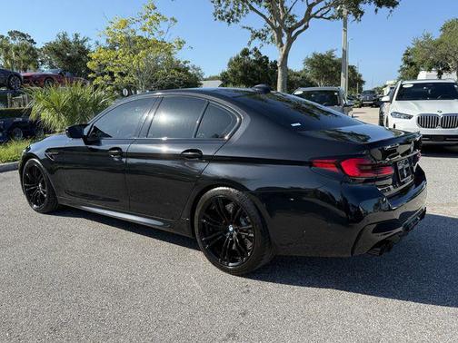 2022 BMW M5 Base