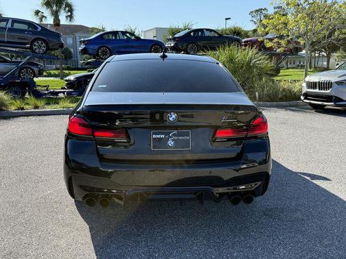 2022 BMW M5 Base