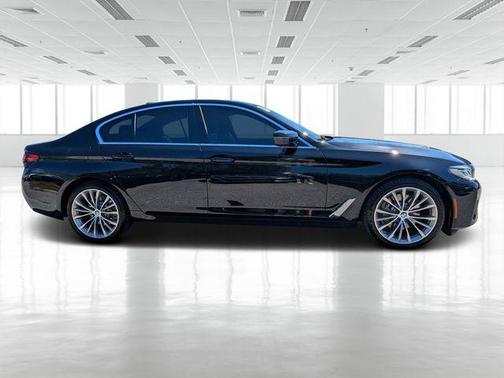 2023 BMW 530 i xDrive