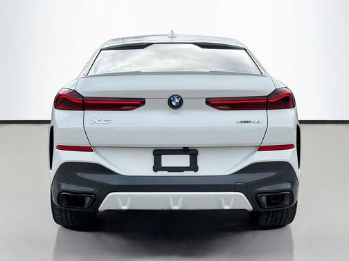 2022 BMW X6 xDrive40i