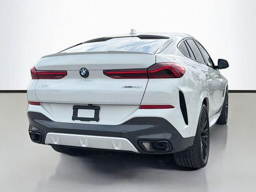 2022 BMW X6 xDrive40i