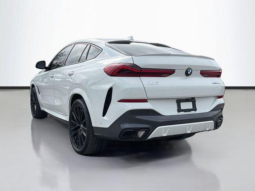 2022 BMW X6 xDrive40i