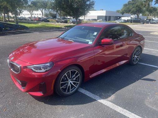 2025 BMW 230 230i