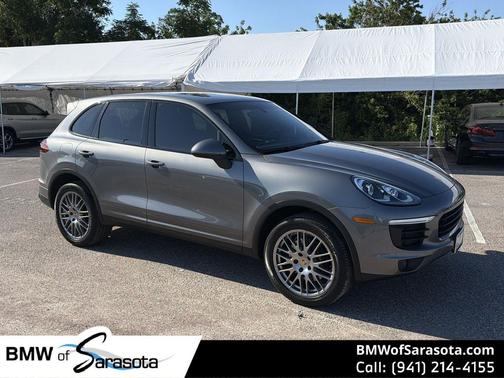 Meteor Grey Metallic 2017 Porsche Cayenne Cayenne