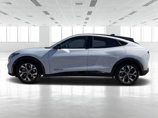 2022 Ford Mustang Mach-E Premium