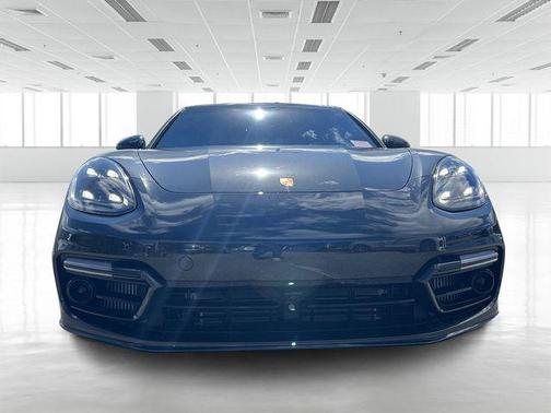 2023 Porsche Panamera Turbo S