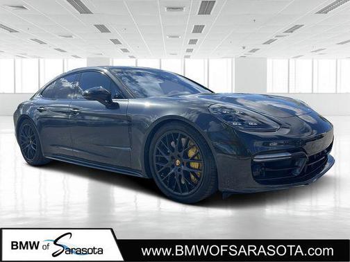 2023 Porsche Panamera Turbo S