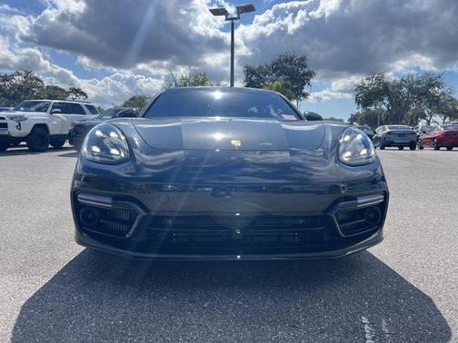 2023 Porsche Panamera Turbo S