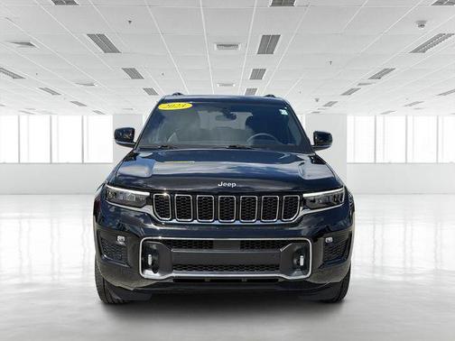 2023 Jeep Grand Cherokee Overland
