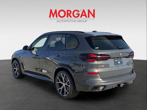 Dravit Grey Metallic 2026 BMW X5 PHEV xDrive50e