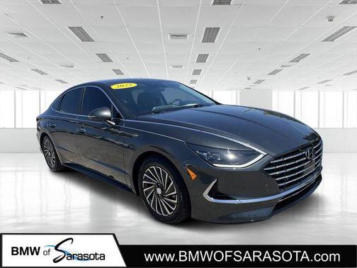 2022 Hyundai SONATA Hybrid Limited